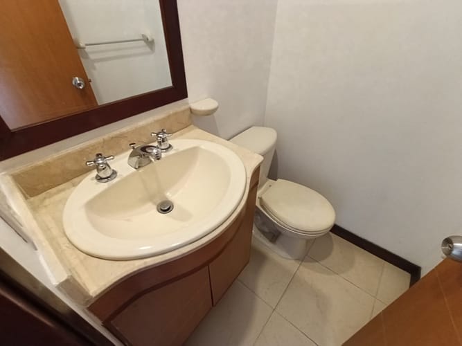 Apartamento de 3 alcobas en arriendo en Las Lomas, Medellín, 138 m² · foto 14 de 20