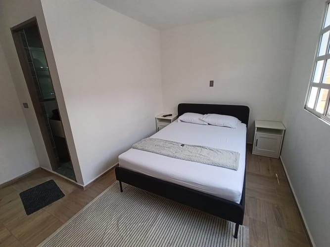 Apartamento de 4 alcobas en arriendo en Laureles, Medellín, 130 m² · foto 17 de 18
