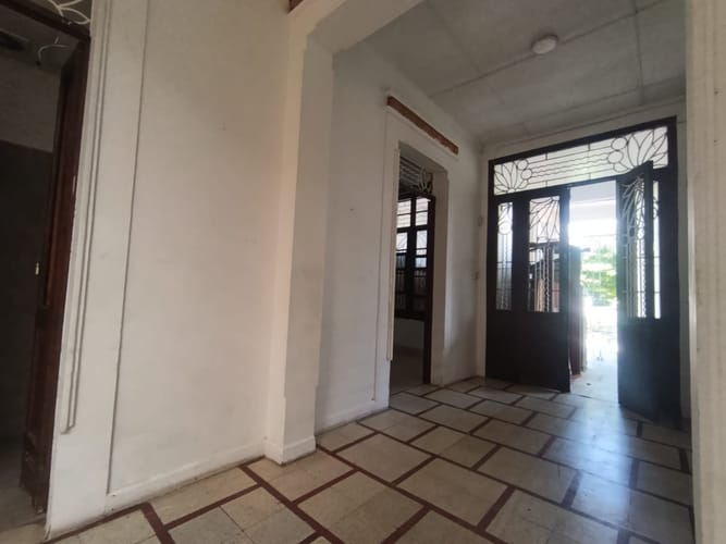 Casa de 8 alcobas en arriendo en Prado, Medellín, 500 m² · foto 2 de 20
