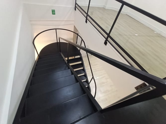 Oficina en arriendo en El Poblado, Medellín, 142 m² · foto 3 de 20