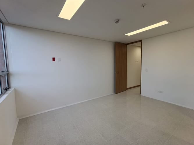 Consultorio en arriendo en Laureles, Medellín, 29 m² · foto 8 de 15