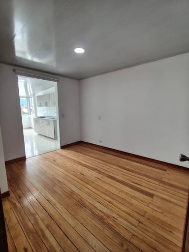 Apartaestudio en arriendo en San Jose, Pereira, 32 m² · foto 2 de 9