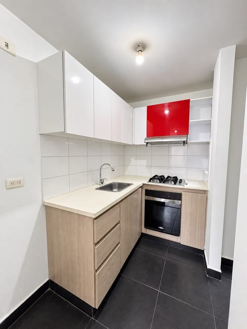 Apartamento de 3 alcobas en venta en Villas De Granada, Bogotá, 45 m² · foto 4 de 21