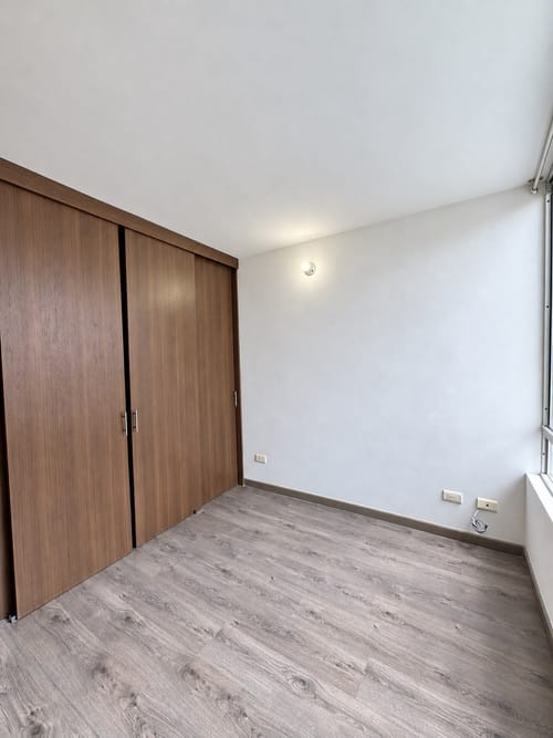 Apartamento de 3 alcobas en venta en Villas De Granada, Bogotá, 45 m² · foto 12 de 21