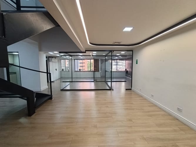 Oficina en arriendo en El Poblado, Medellín, 142 m² · foto 16 de 20