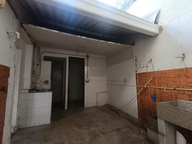 Casa de 8 alcobas en arriendo en Prado, Medellín, 500 m² · foto 19 de 20