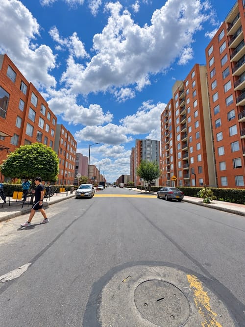 Apartamento de 3 alcobas en venta en Villas De Granada, Bogotá, 45 m² · foto 20 de 21