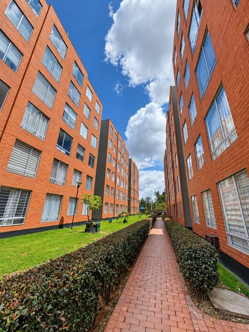 Apartamento de 3 alcobas en venta en Villas De Granada, Bogotá, 45 m² · foto 16 de 21