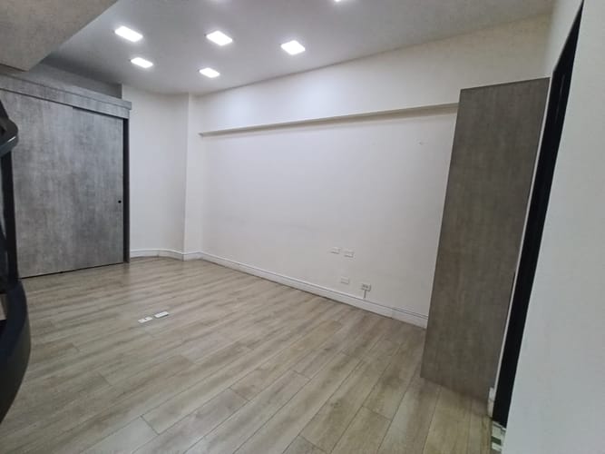 Oficina en arriendo en El Poblado, Medellín, 142 m² · foto 18 de 20