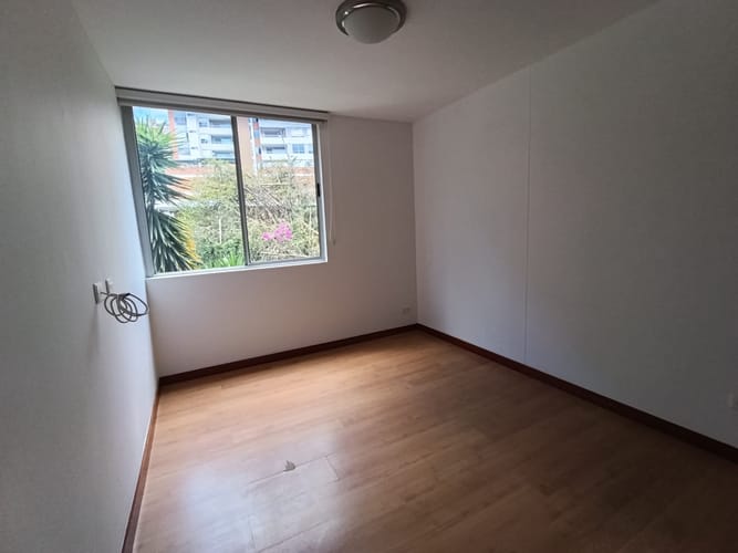 Apartamento de 3 alcobas en arriendo en Loma Del Escobero, Envigado, 116 m² · foto 11 de 15