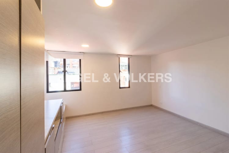 Apartamento de 2 alcobas en venta en Chico Norte, Bogotá, 111 m² · foto 7 de 10