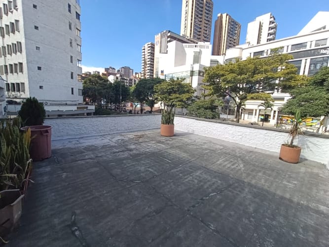 Oficina en arriendo en El Poblado, Medellín, 156 m² · foto 12 de 20