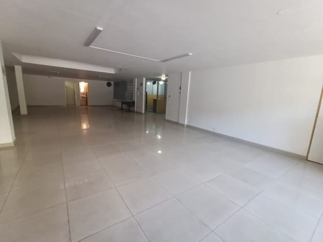 Oficina en arriendo en El Poblado, Medellín, 156 m² · foto 15 de 20