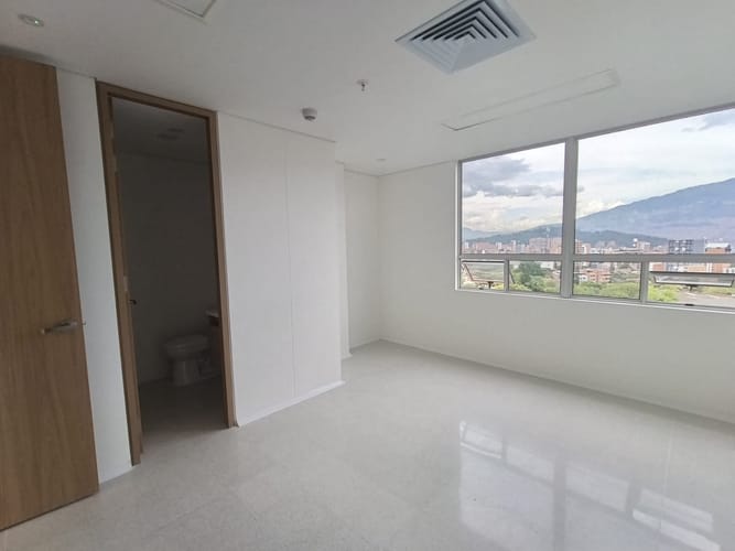 Consultorio en arriendo en Laureles, Medellín, 60 m² · foto 5 de 10