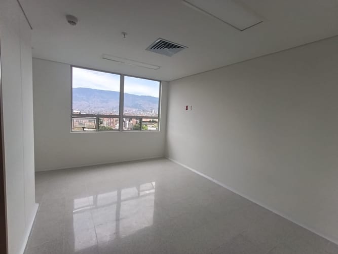 Consultorio en arriendo en Laureles, Medellín, 60 m² · foto 6 de 10