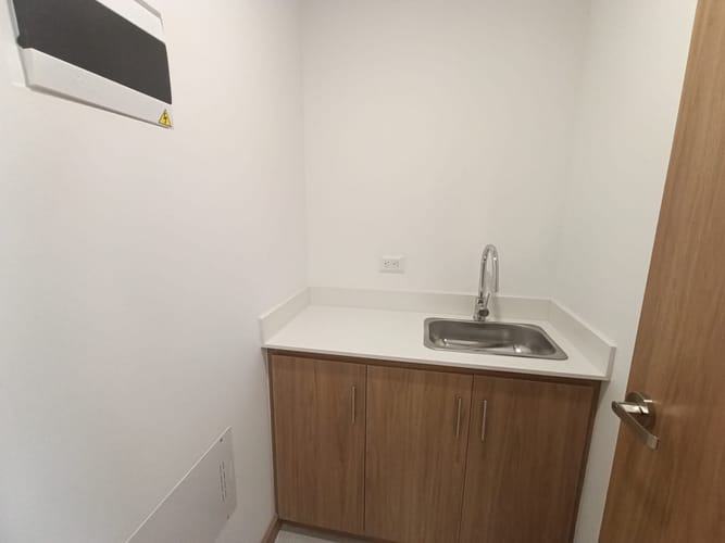 Consultorio en arriendo en Laureles, Medellín, 60 m² · foto 9 de 10