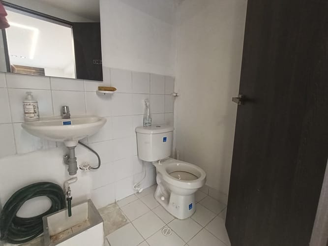 Local en arriendo en El Poblado, Medellín, 28 m² · foto 10 de 13