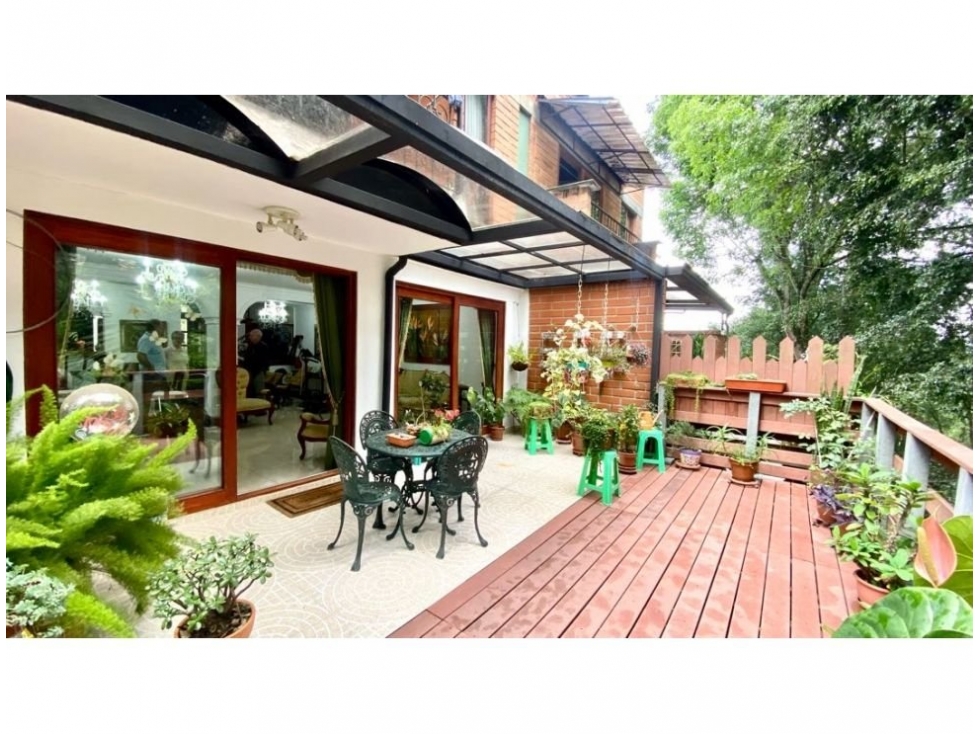 Casa en Venta en Loma del Escobero, Envigado