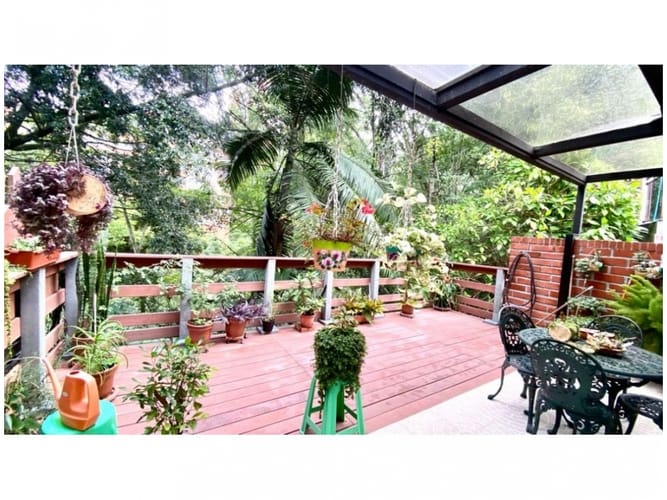 Casa de 5 alcobas en venta en Loma Del Escobero, Envigado, 234 m² · foto 6 de 24