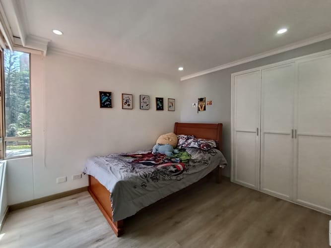Apartamento de 3 alcobas en arriendo en El Poblado, Medellín, 144 m² · foto 14 de 19