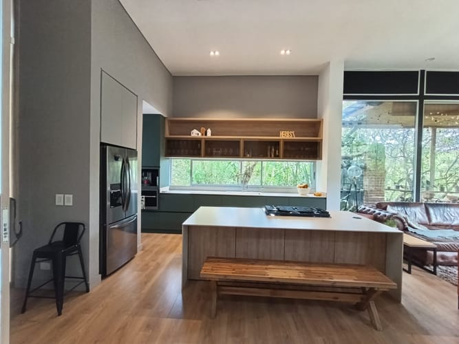 Casa de 3 alcobas en arriendo en Guarne, 240 m² · foto 3 de 20