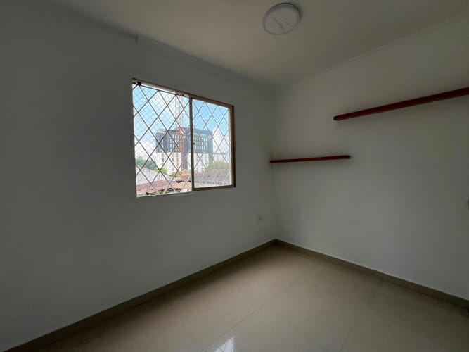 Oficina en arriendo en El Poblado, Medellín, 130 m² · foto 3 de 11
