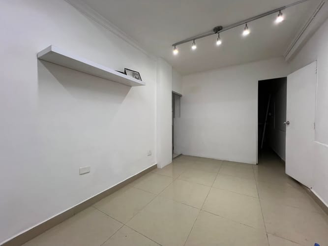 Oficina en arriendo en El Poblado, Medellín, 130 m² · foto 11 de 11