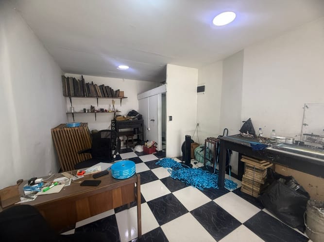 Local en arriendo en Bombona No.1, Medellín, 20 m² · foto 5 de 14