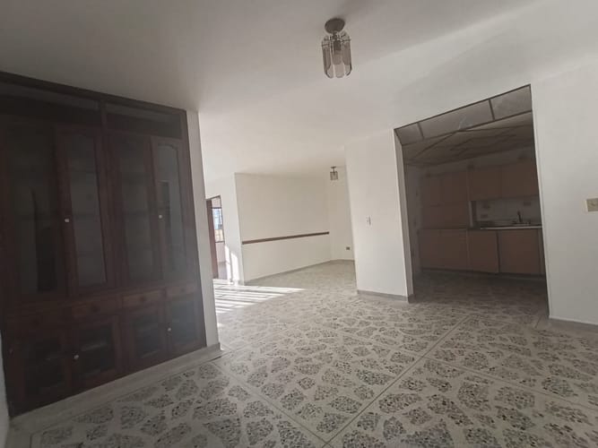 Casa de 4 alcobas en arriendo en Villa Del Socorro, Medellín, 160 m² · foto 9 de 20