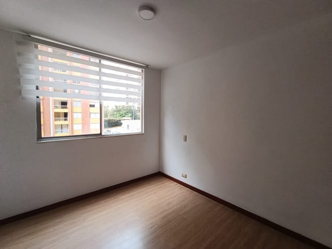 Apartamento de 3 alcobas en arriendo en El Poblado, Medellín, 89 m² · foto 8 de 16