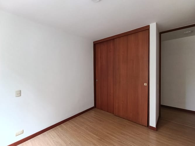 Apartamento de 3 alcobas en arriendo en El Poblado, Medellín, 89 m² · foto 11 de 16