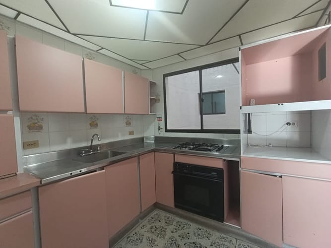 Casa de 4 alcobas en arriendo en Villa Del Socorro, Medellín, 160 m² · foto 18 de 20