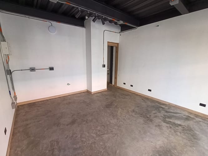 Local en arriendo en Laureles, Medellín, 19 m² · foto 4 de 10