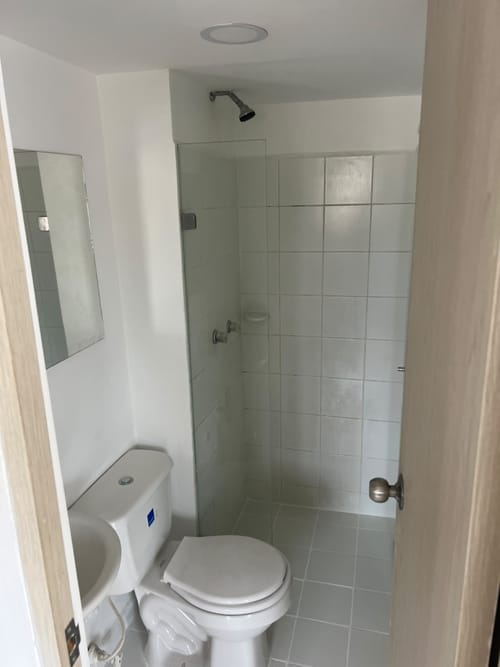 Apartamento de 2 alcobas en arriendo en Cristobal, Medellín, 39 m² · foto 8 de 8