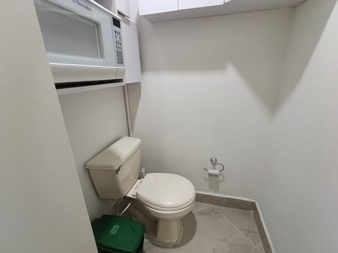 Consultorio en arriendo en El Poblado, Medellín, 45 m² · foto 12 de 13