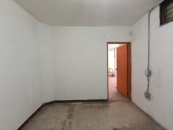 Local en arriendo en Cristo Rey, Medellín, 57 m² · foto 4 de 10