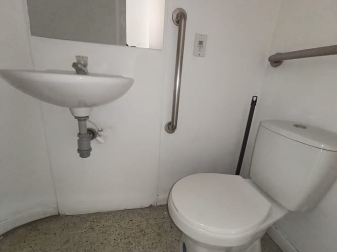 Consultorio en arriendo en El Poblado, Medellín, 30 m² · foto 11 de 13