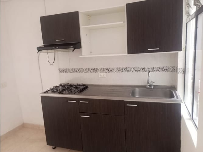 Apartamento de 3 alcobas en arriendo en Las Palmeras, Envigado, 120 m² · foto 2 de 12