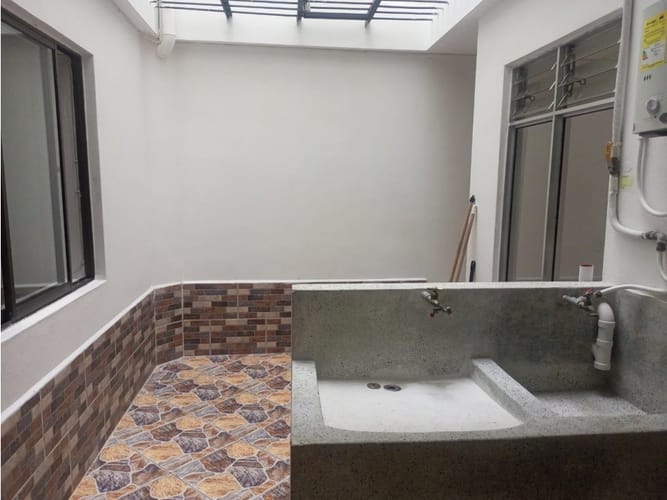 Apartamento de 3 alcobas en arriendo en Las Palmeras, Envigado, 120 m² · foto 11 de 12