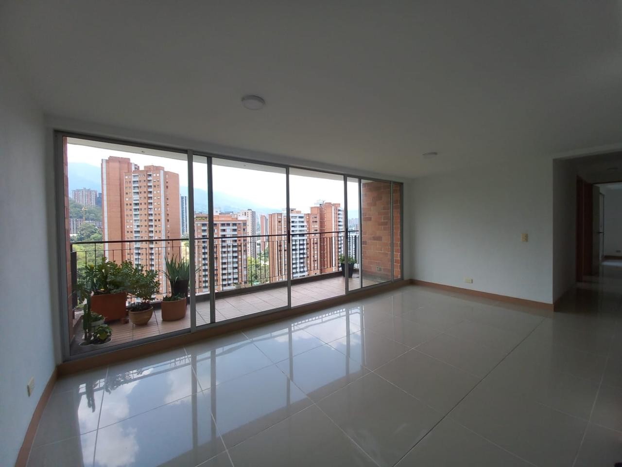 Apartamento en Arriendo en San Remo, Sabaneta