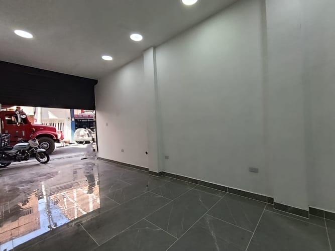 Local en arriendo en Laureles, Medellín, 125 m² · foto 4 de 12