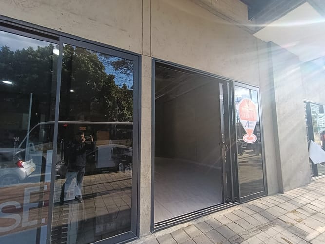 Local en arriendo en Cristo Rey, Medellín, 40 m² · foto 2 de 11