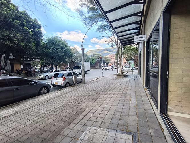 Local en arriendo en Cristo Rey, Medellín, 40 m² · foto 6 de 11