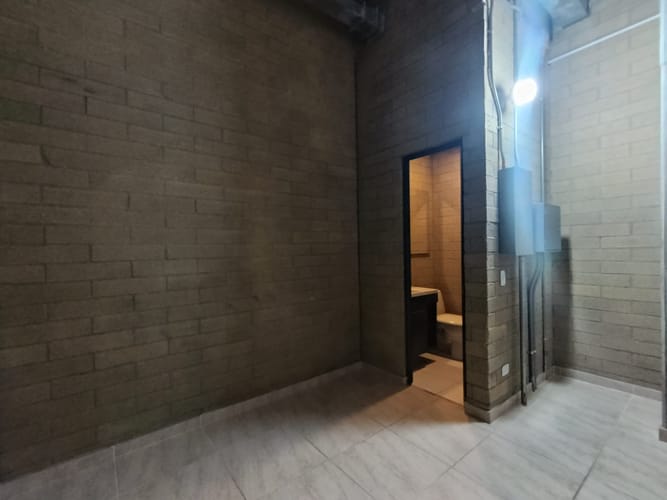 Local en arriendo en Cristo Rey, Medellín, 40 m² · foto 9 de 11