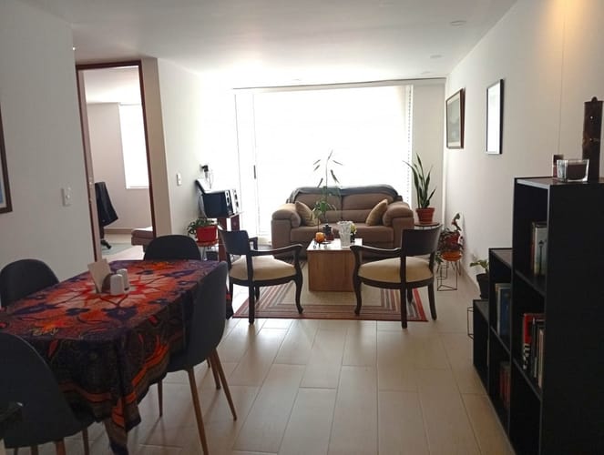 Apartamento de 2 alcobas en venta en Cedritos, Bogotá, 71 m² · foto 4 de 12