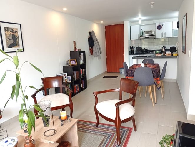 Apartamento de 2 alcobas en venta en Cedritos, Bogotá, 71 m² · foto 5 de 12
