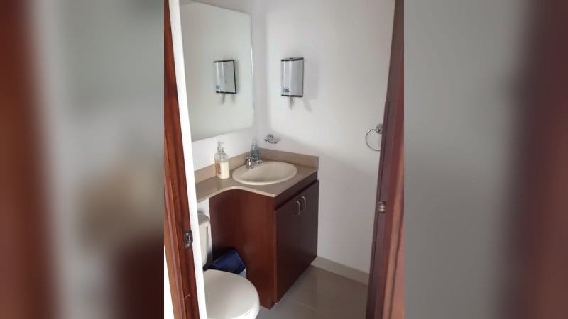 Oficina en venta en Las Acacias, Medellín, 78 m² · foto 6 de 9