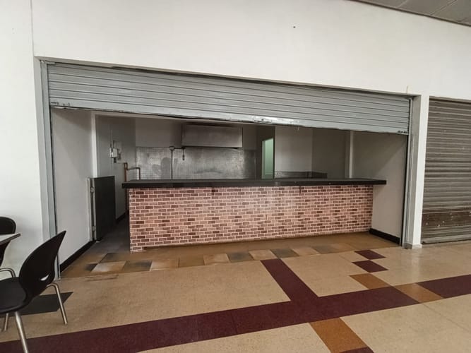 Local en arriendo en Guayaquil, Medellín, 25 m² · foto 3 de 15
