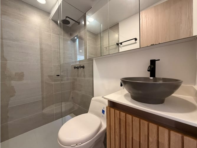 Apartamento de 3 alcobas en venta en San Jose, Sabaneta, 55 m² · foto 9 de 24