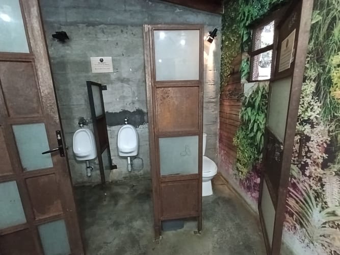 Local en arriendo en El Poblado, Medellín, 346 m² · foto 12 de 20